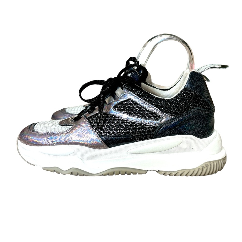 P448 Luke Iridescent Sneakers ( Made in Italy ) - size 39/ 8.5 Womens RETAIL$400